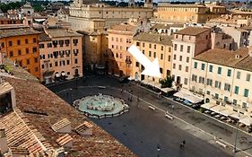 Navona Comfort House